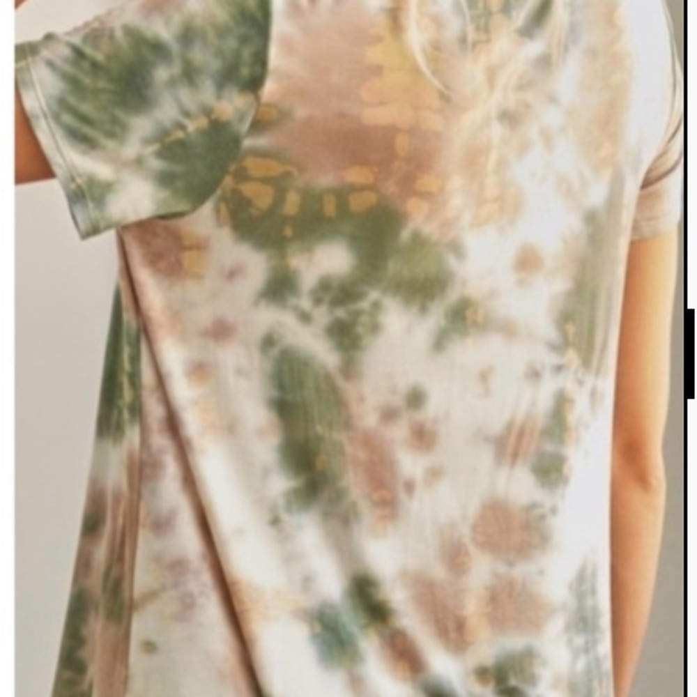 Olive Tie Dye Cut Out Top - Picture 2 of 4